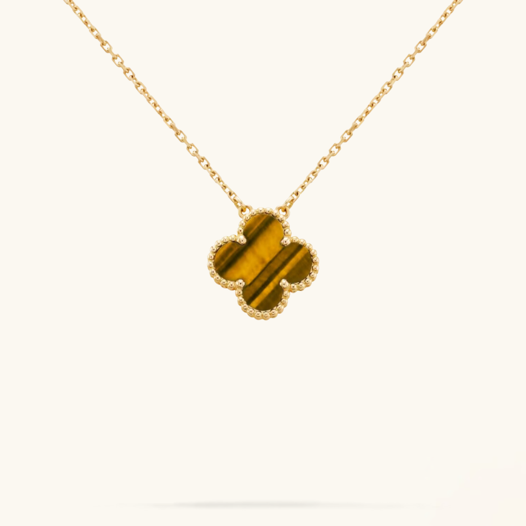 CLOVER Tiger Necklace – Striking, Nature-Inspired Pendant for Day-to-Night Wear