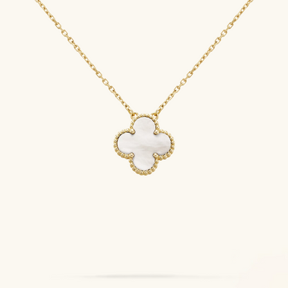 CLOVER White/Gold Necklace – Everlasting Elegance for Day-to-Night Aesthetic