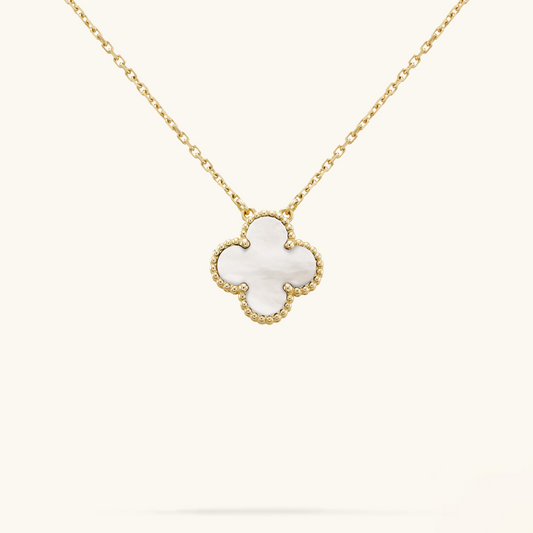 CLOVER White/Gold Necklace – Everlasting Elegance for Day-to-Night Aesthetic